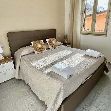 La Dependance Aparthotel Scilla Bagian luar foto