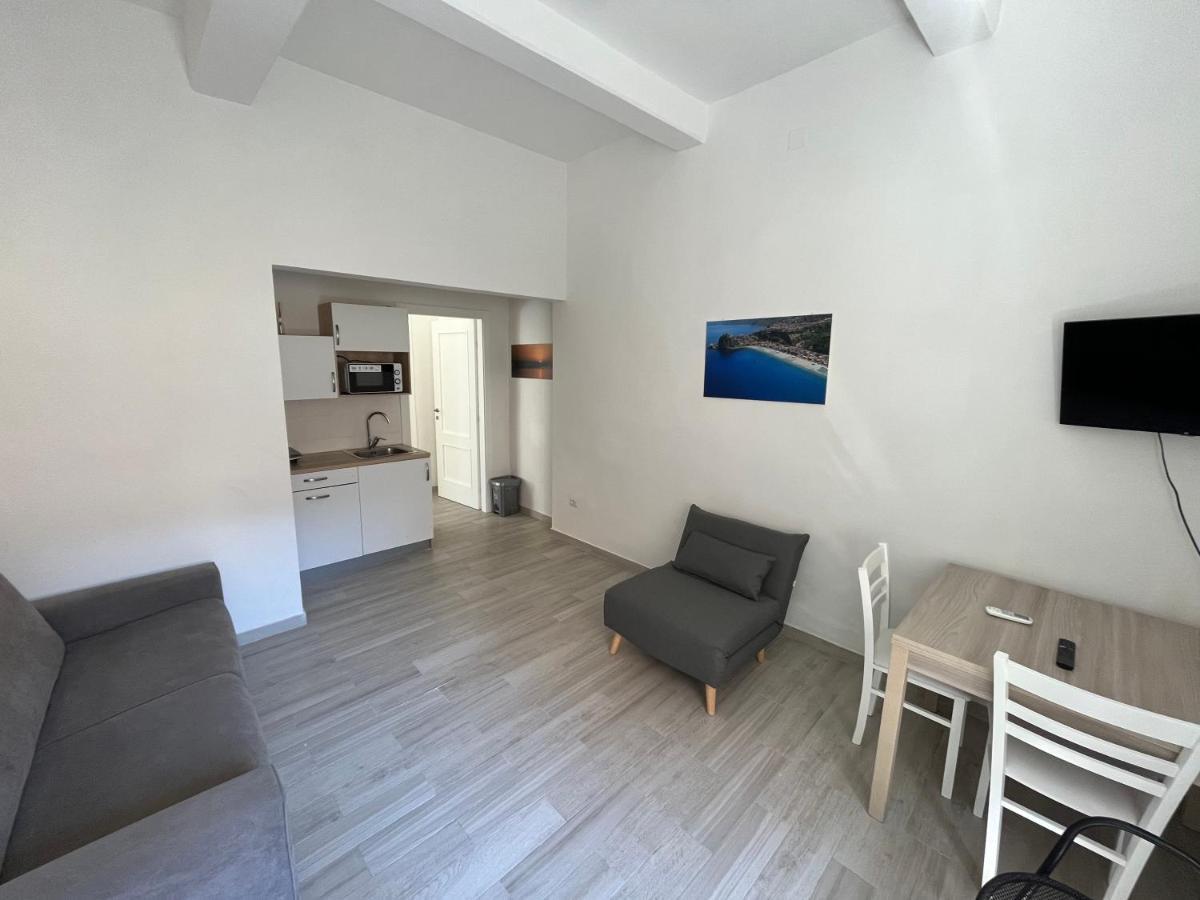La Dependance Aparthotel Scilla Bagian luar foto