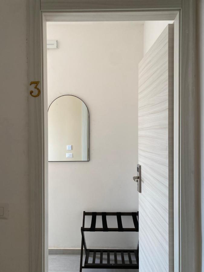 La Dependance Aparthotel Scilla Bagian luar foto