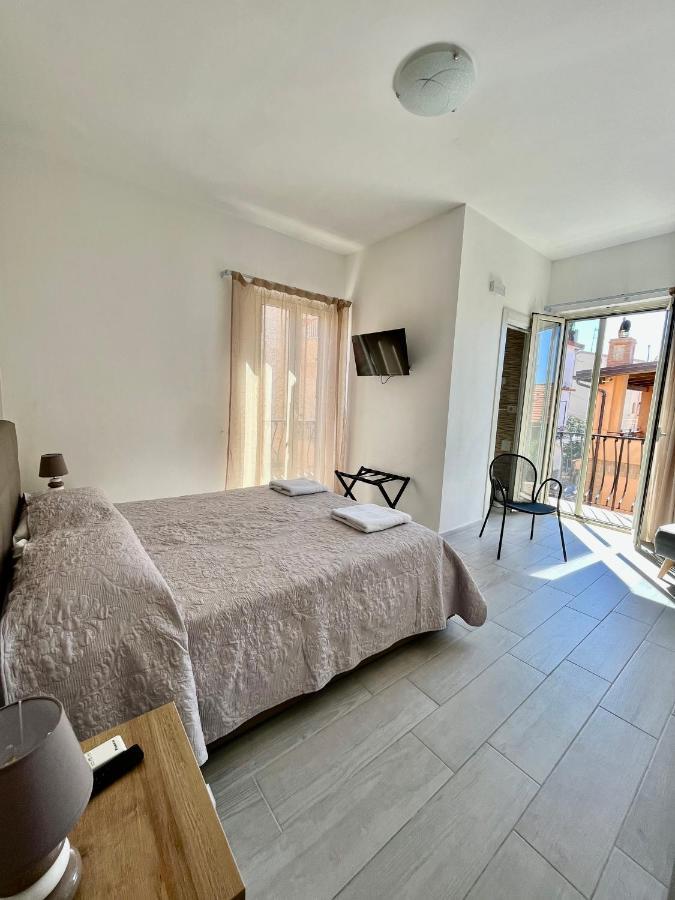 La Dependance Aparthotel Scilla Bagian luar foto
